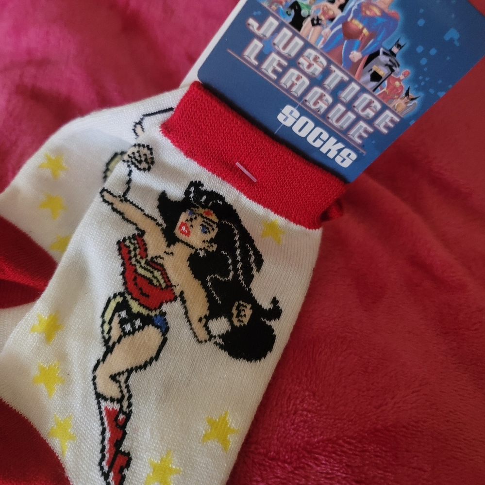 wonder woman justice league socks new. adult size